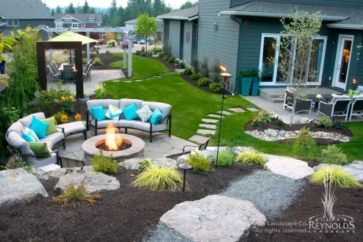 rl web portfolio coul backyard