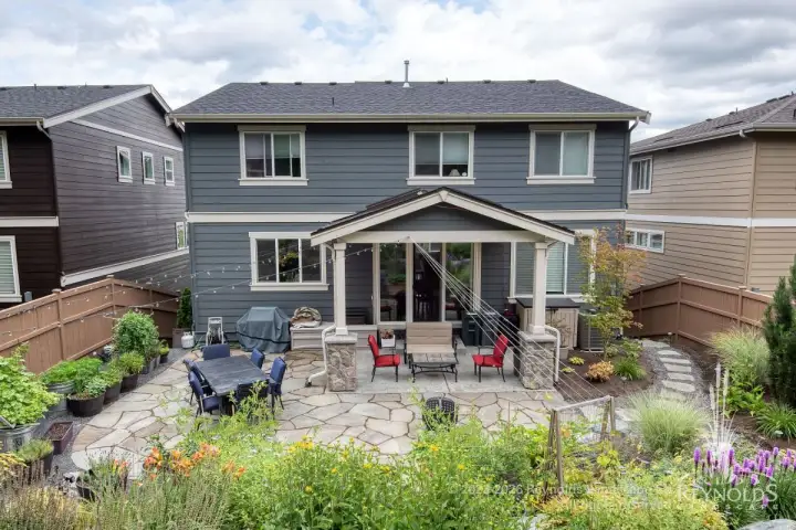 rl web portfolio rola backyard