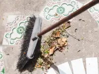 broom