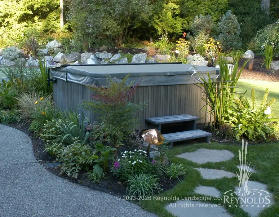 rl web portfolio fun hot tub