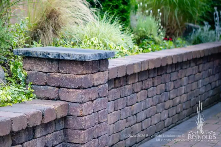 rl web portfolio wall kasp brick wall37